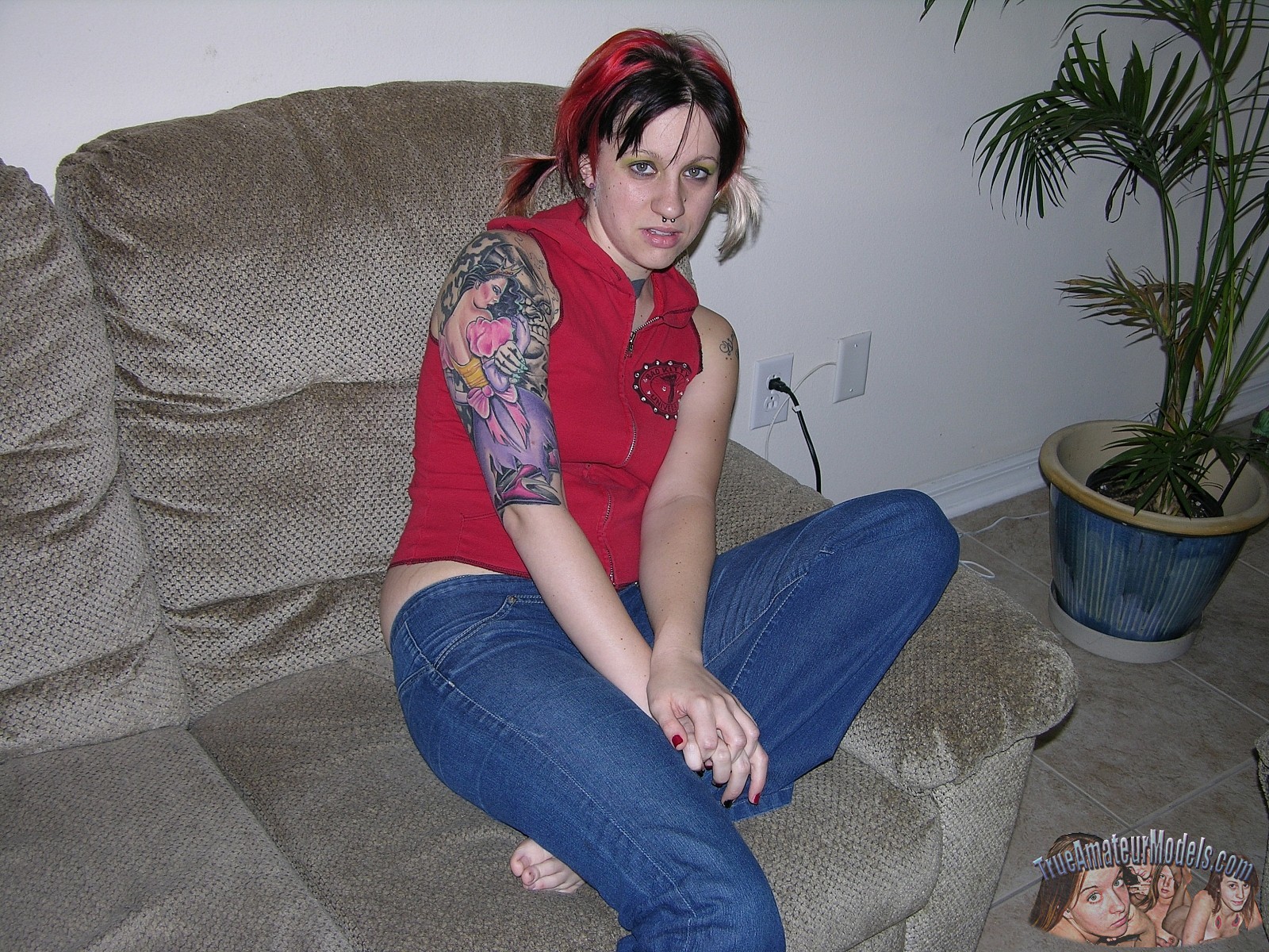 Tattooed Punk Rock Amateur Teen Shows Her Hairy Pink Asshole #67504355