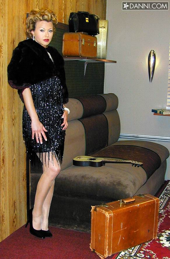 Classy Carolyn Monroe with big tits wearing stockings #73136833