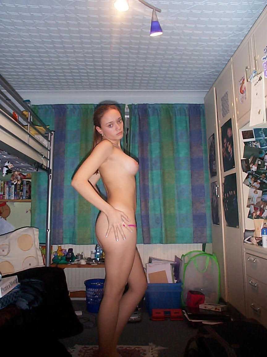 Amateur blonde girlfriend posing naked in her bedroom #77714778