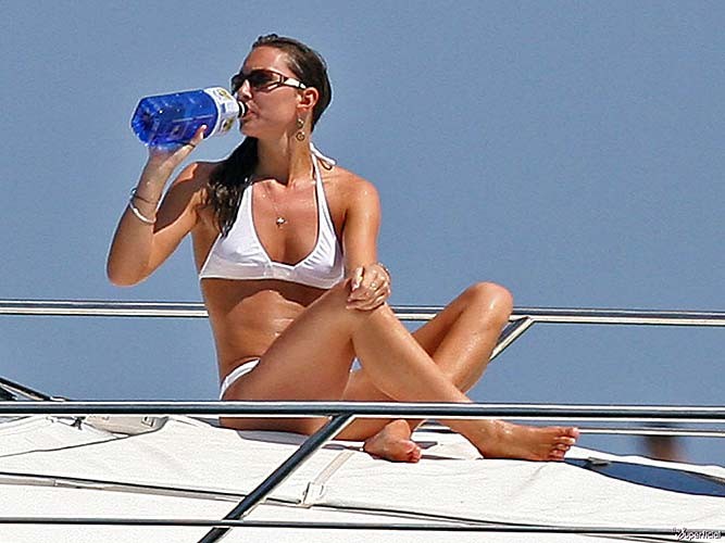 Kate Middleton sexy and hot topless paparazzi photos on vacation #75252699