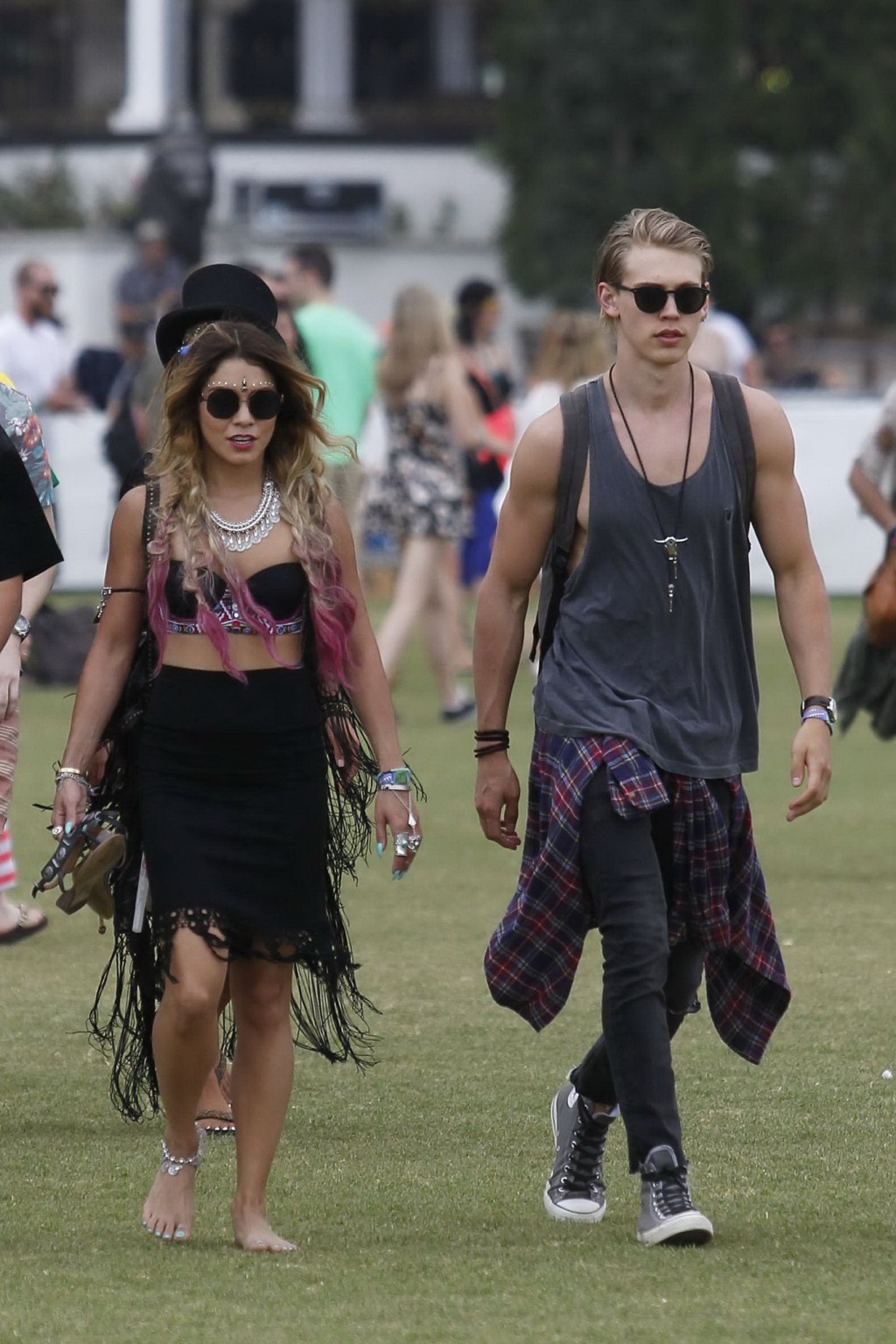 Vanessa hudgens indossando reggiseno caldo e gonna al coachella 2014
 #75198813