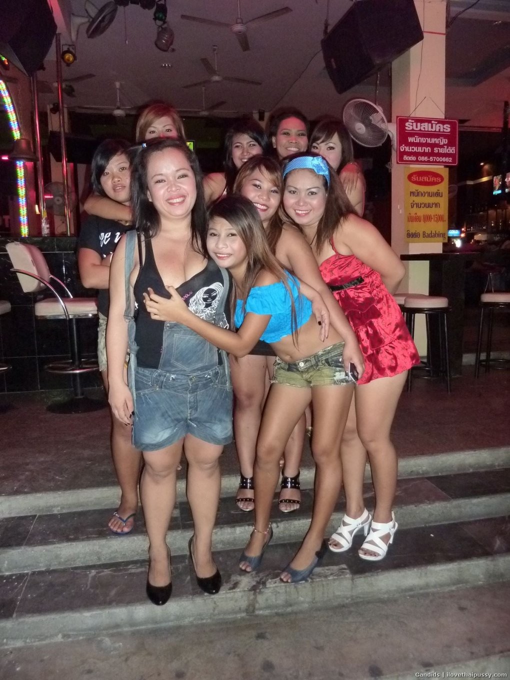 タイの小柄な売春婦が世界的に有名な観光客クラウスに犯される アジアの尻軽女
 #68373221