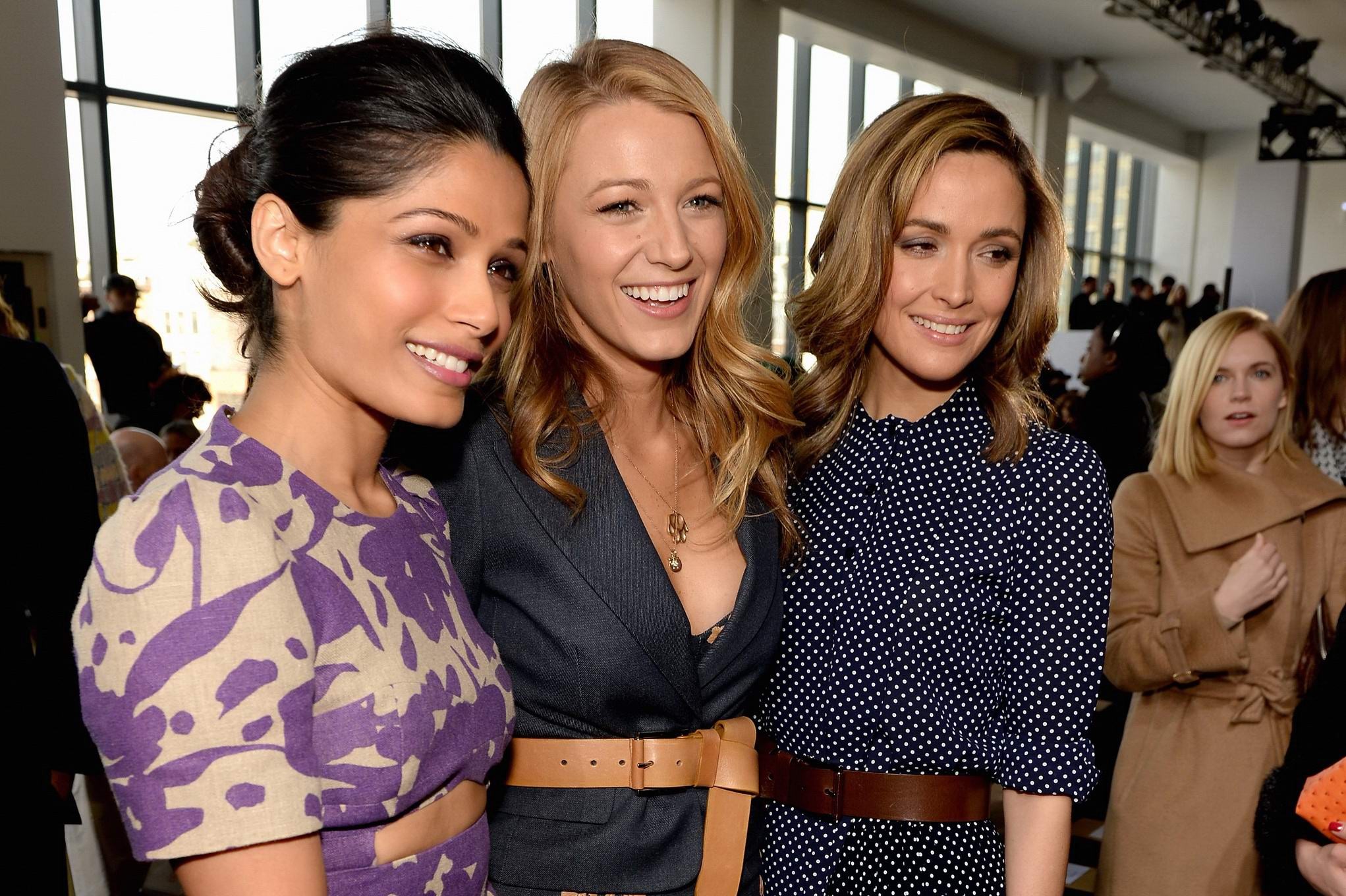 Blake Lively showing cleavage at the Michael Kors fashion show in NYC #75204735