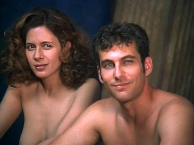 Jessica Hecht showing her nice big tits in nude movie caps #75398329