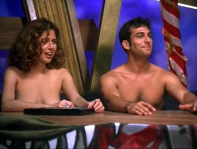 Jessica hecht mostrando sus bonitas y grandes tetas en un desnudo de película
 #75398334