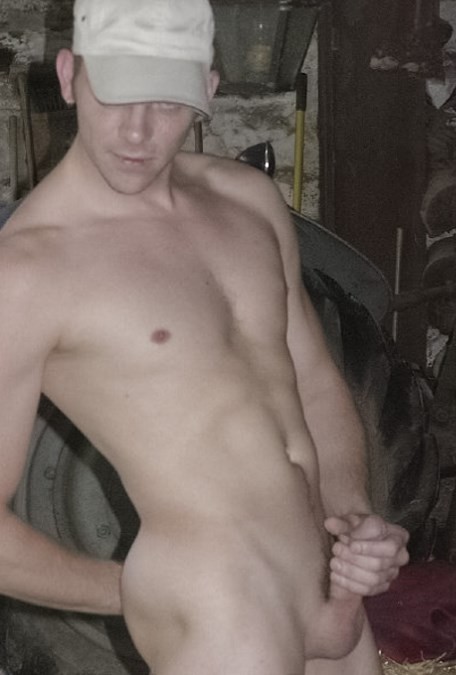A smooth fellow showing and jerking off in the country shed #76942649