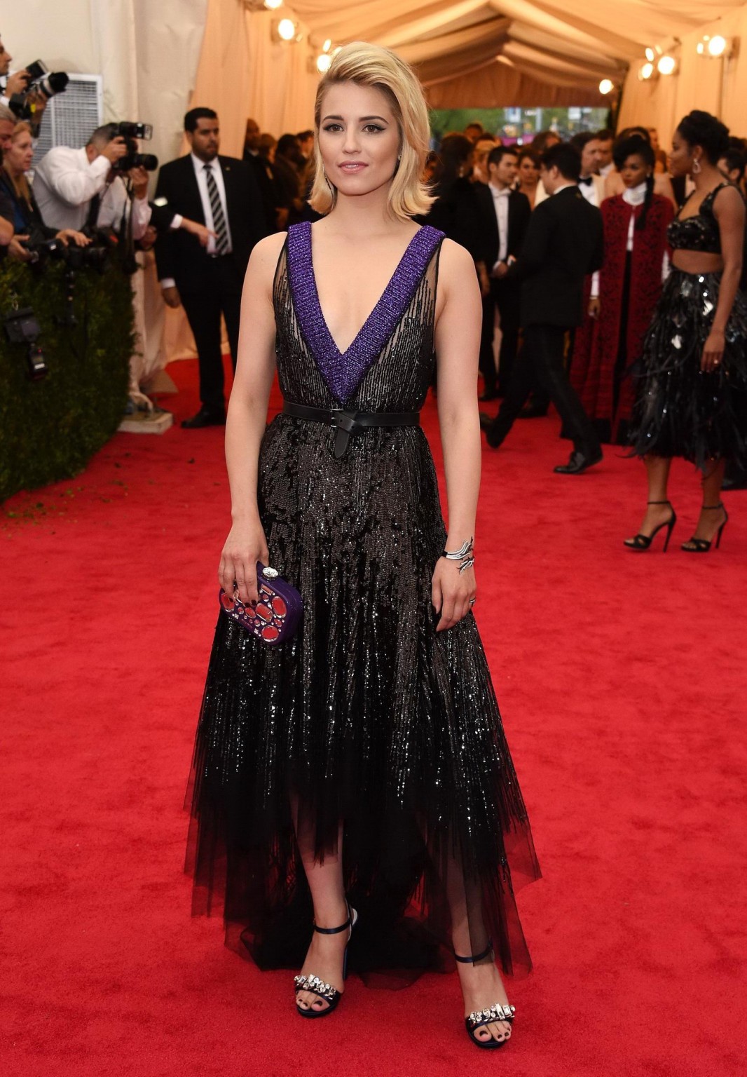 Dianna Aragon showing cleavage at the 2014 Met Gala in NYC #75196908