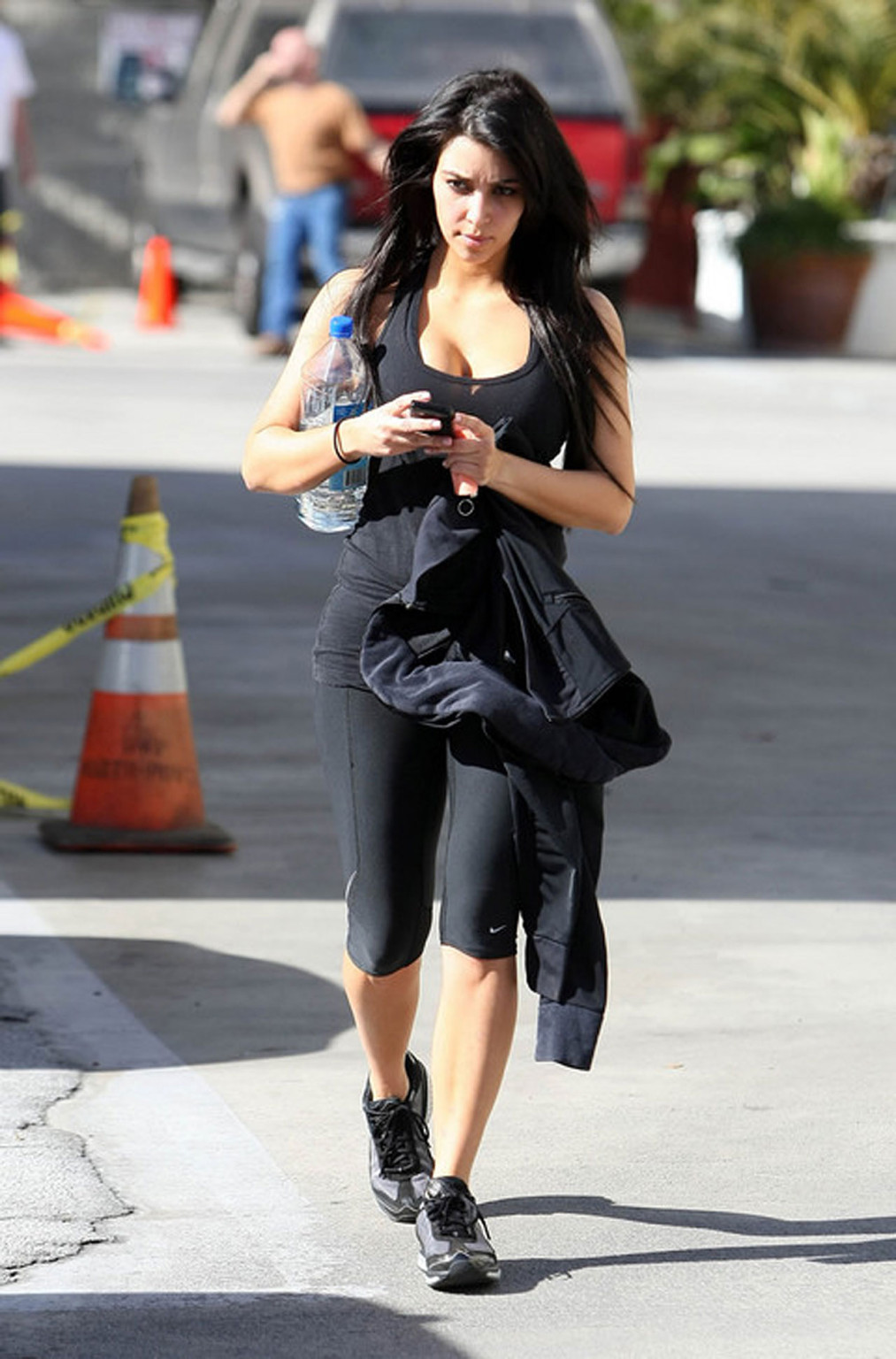 Kim Kardashian exposing sexy body and huge boobs while going to gym #75320780