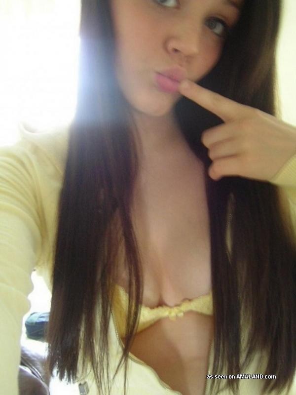 Wunderschöne Brünette Amateur teen gf camwhoring
 #68278833