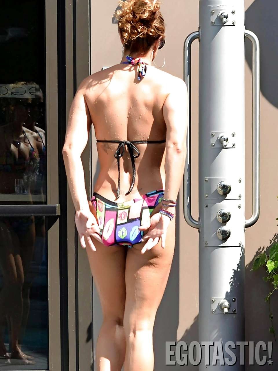 Jennifer nicole lee heiß und sexy Körper im Bikini am Strand
 #75231701