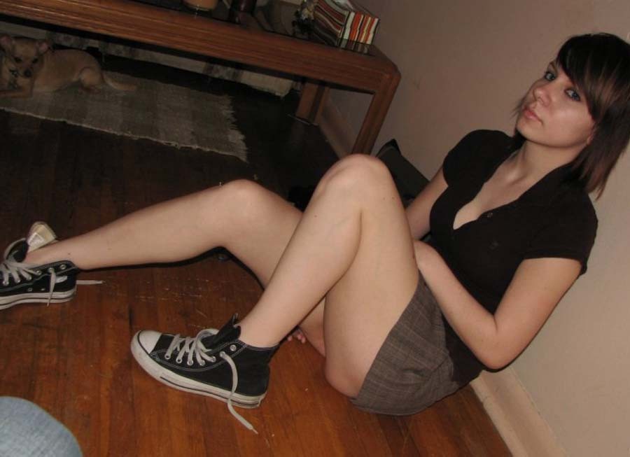 Nena traviesa y sórdida
 #68286151