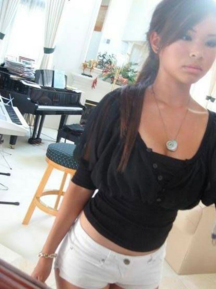 Asian gfs are posing for the camera page 2 #68044188