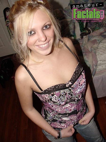 Cute and sexy teen sucks for a facial