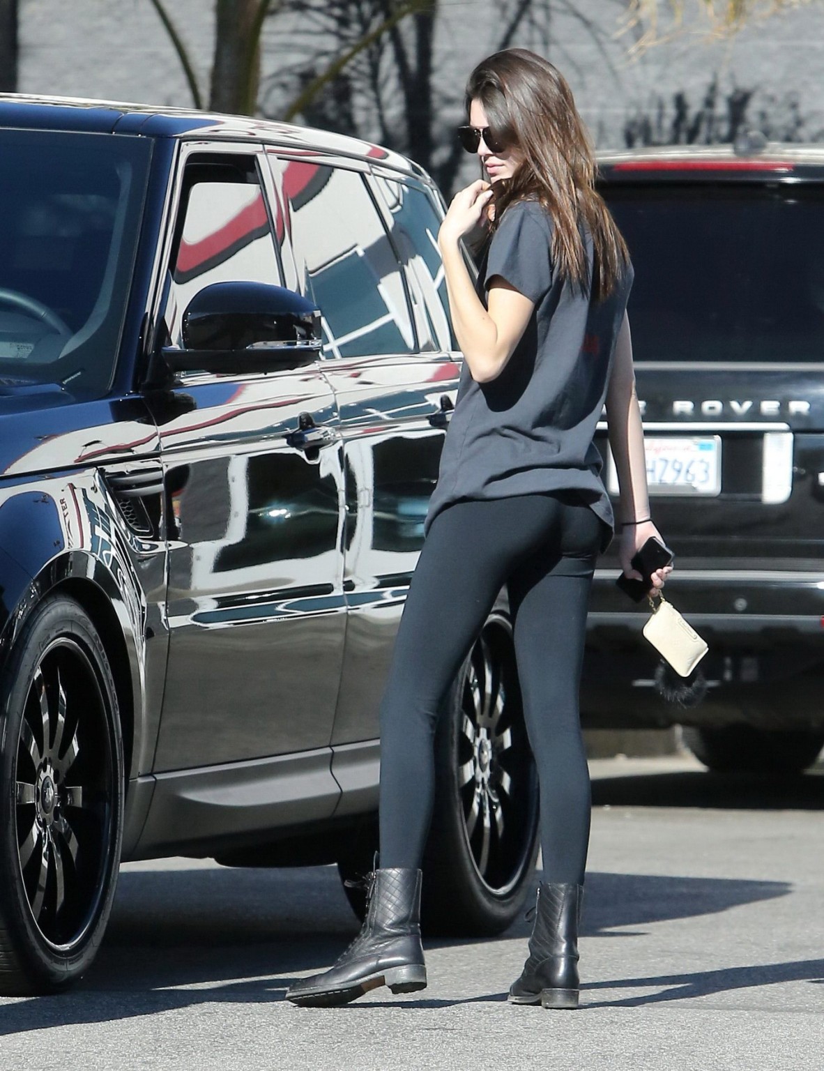 Kendall Jenner showing off her ass in tights out in Los Angeles #75210212
