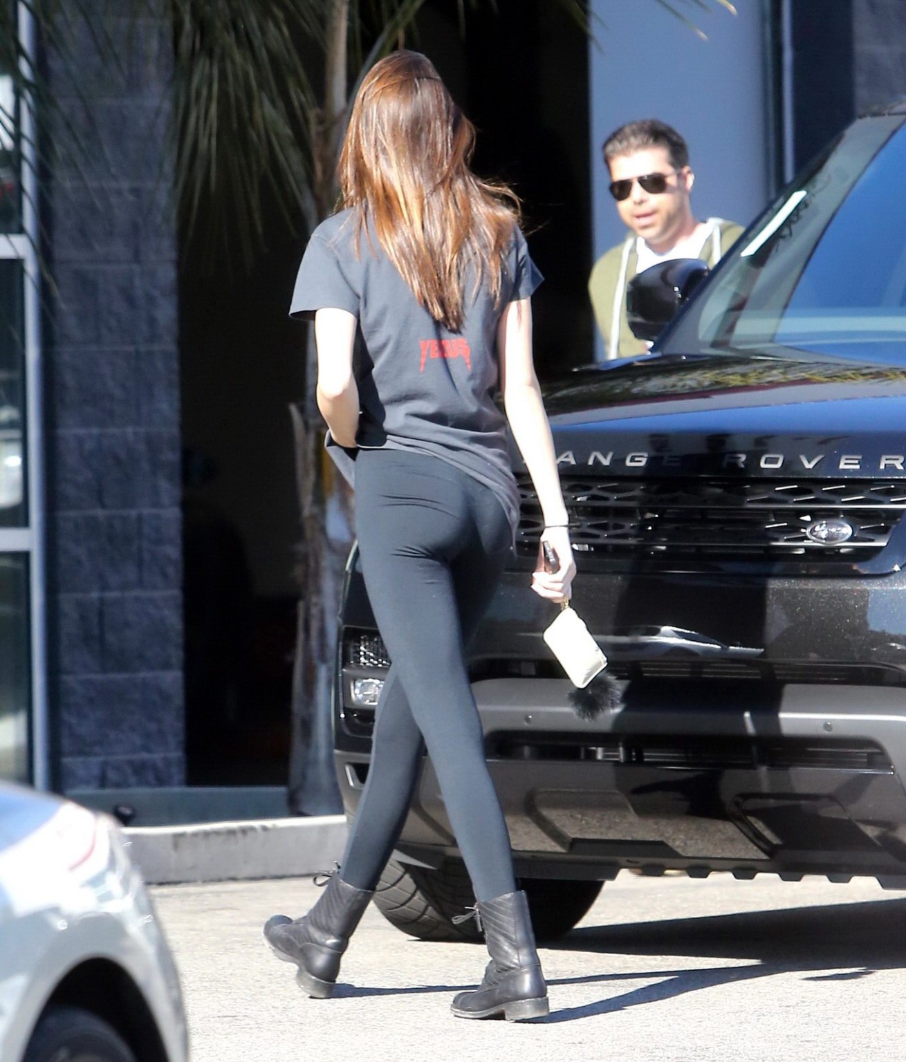 Kendall Jenner che mostra il suo culo in collant a Los Angeles
 #75210242