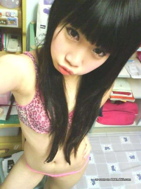 Pictures of cutie Oriental amateur babes #69879494