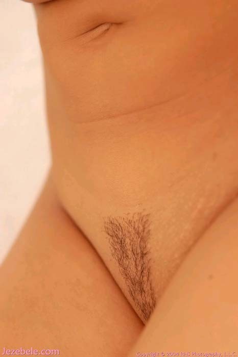 彼女の甘いオッパイを見せてくれるJezebele
 #68503113