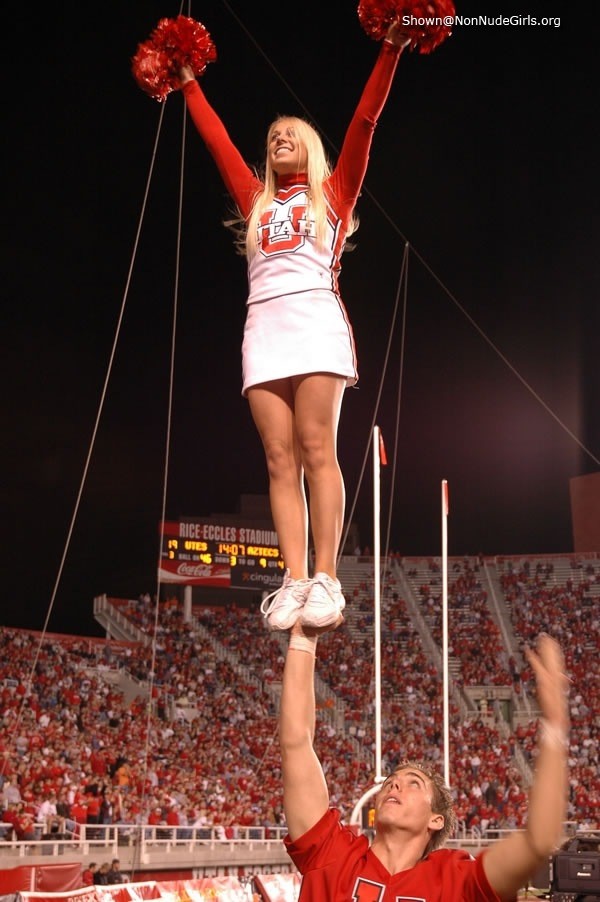 Real college cheerleaders #75470911