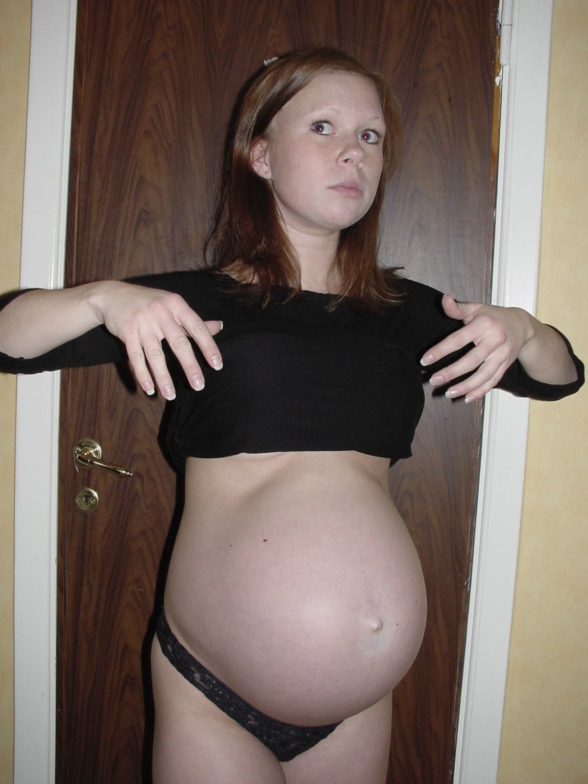 Madres embarazadas desnudas
 #67691285