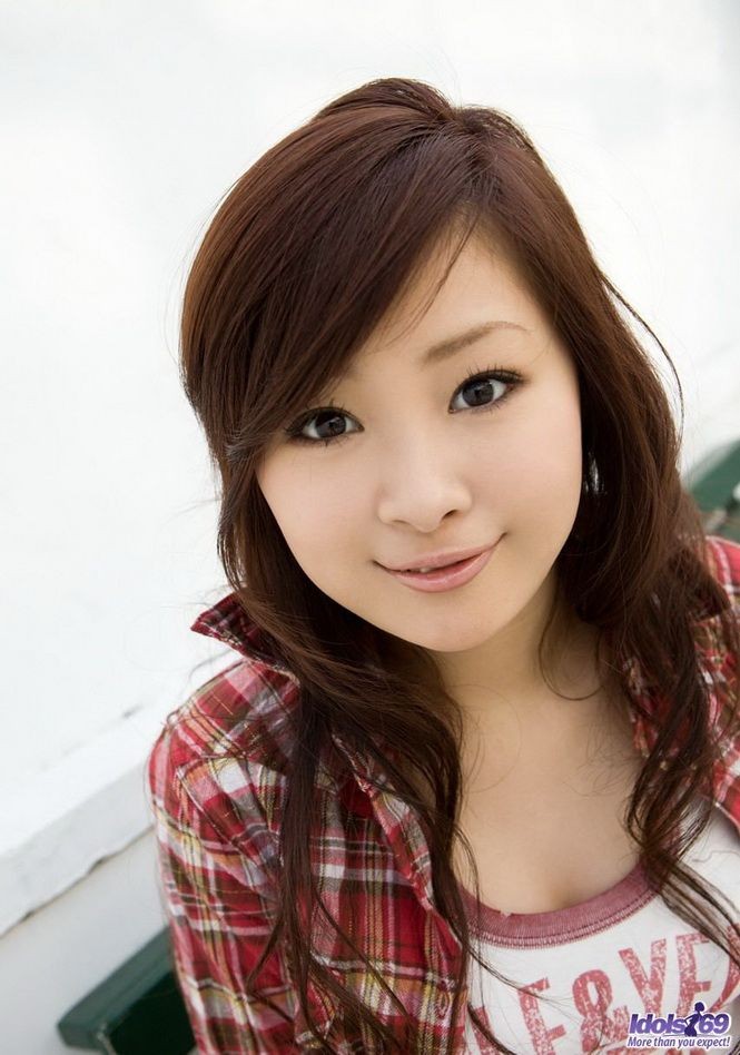 Sexy asian teen Suzuka Ishikawa posing shows pussy #69747849