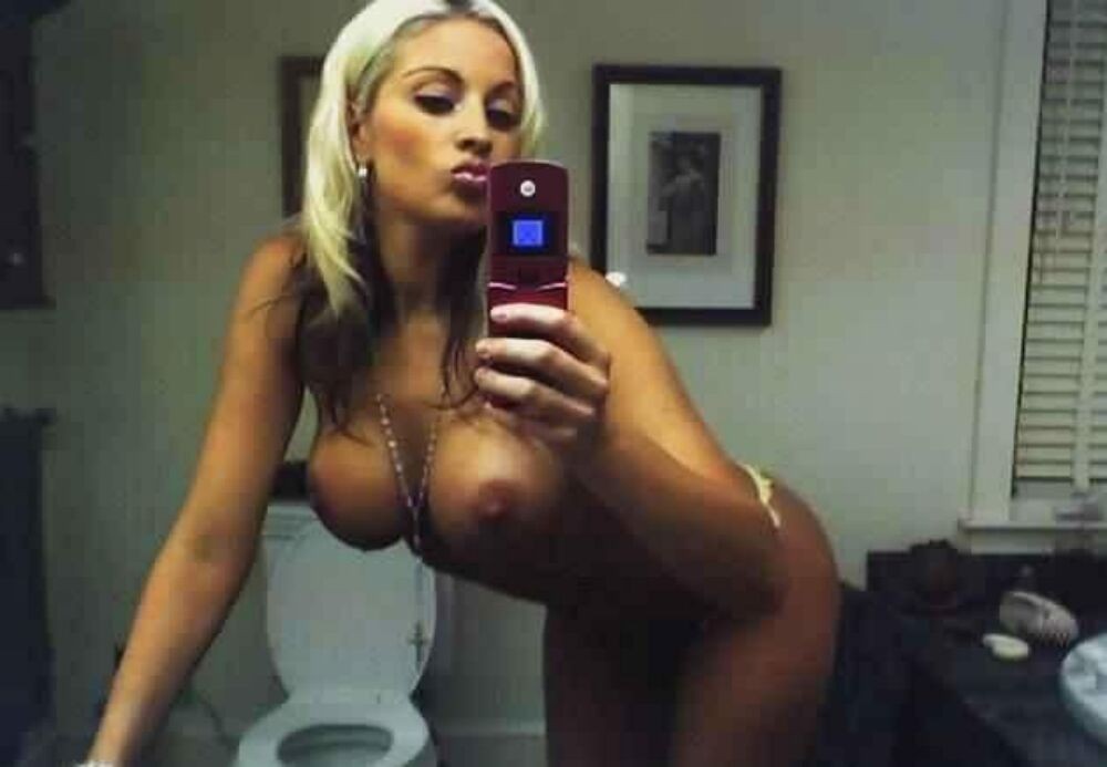 Busty Gfs Exposing thier big tits gallery 10 #68295550
