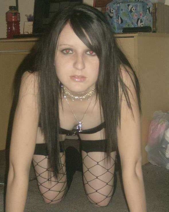 Pictures of a sexy gothic girlfriend #75711082