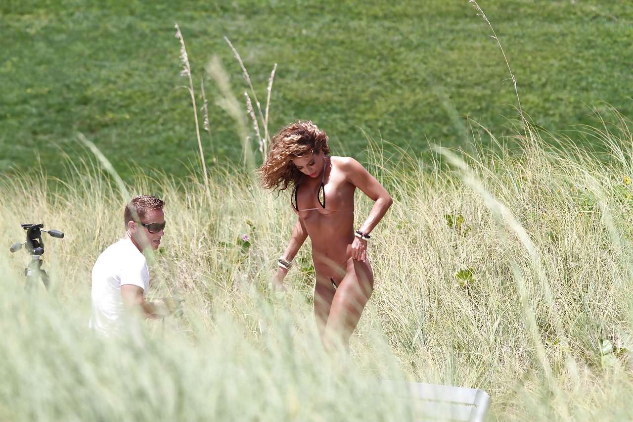 Jennifer Nicole Lee showing her great ass in micro bikini and thong paparazzi pi #75302735