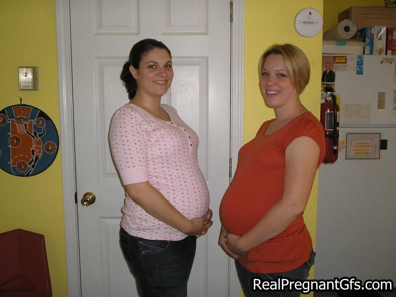 Pregnant Amateur Girls Posing