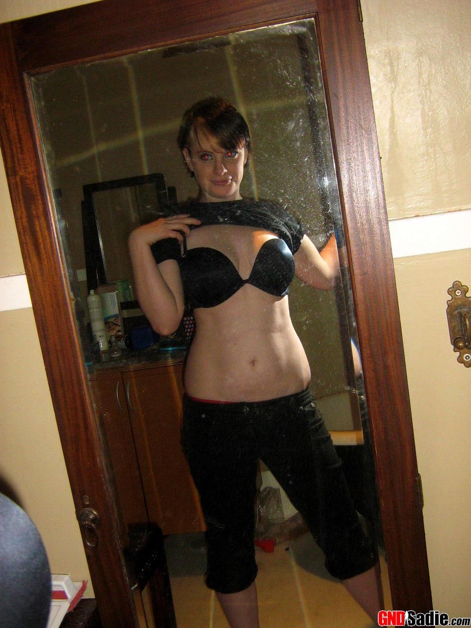 Alt punk girl sadie strip self pics
 #73258893