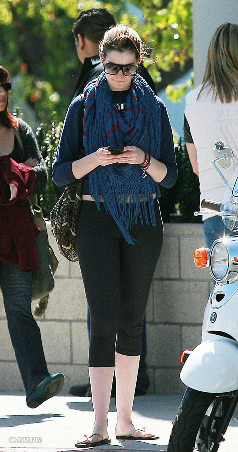 Anne Hathaway very sexy and hot see thru paparazzo photos #75356264