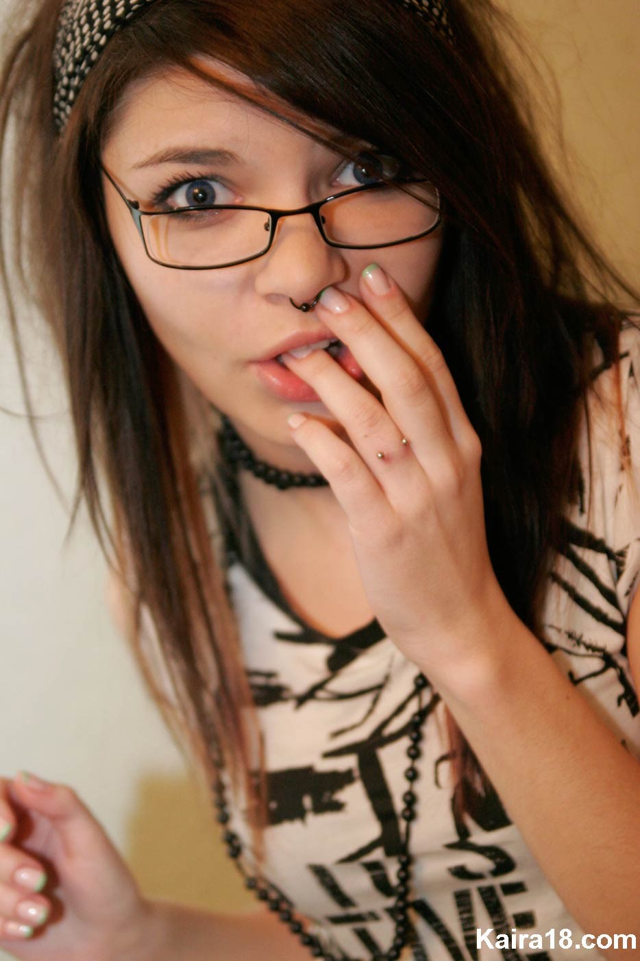 Geeky emo teen mädchen
 #76409473