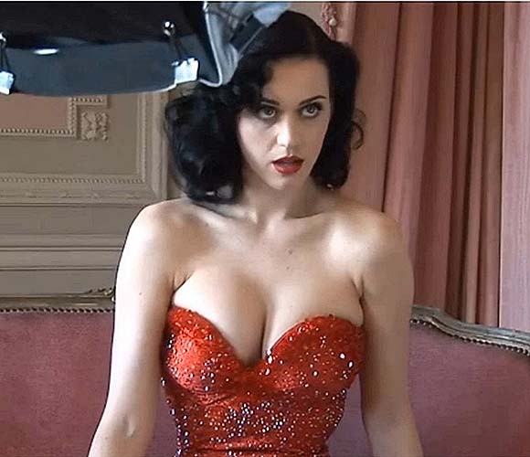 Katy Perry exposing her sexy body and huge boobs behind the stage #75280426