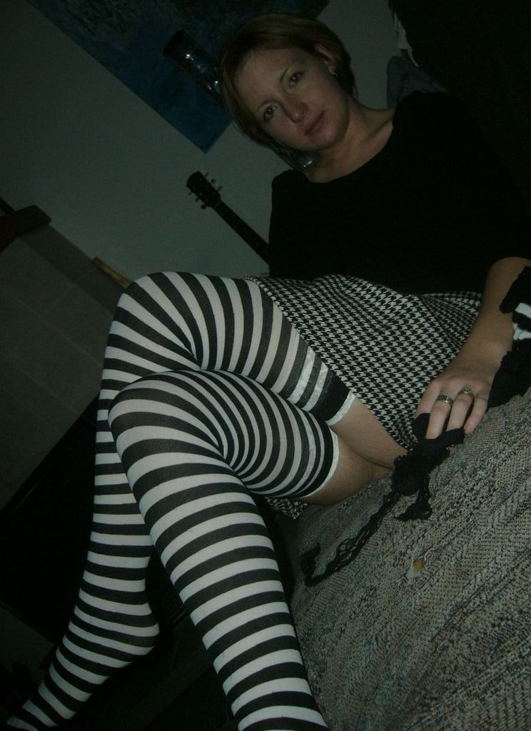 Homemade pix of amateur girlfriend getting cum splashed on face #75912671