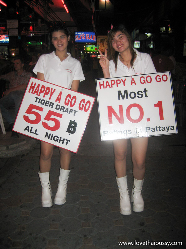 タイの路上売春婦がスウェーデン人観光客をファックする
 #69934067