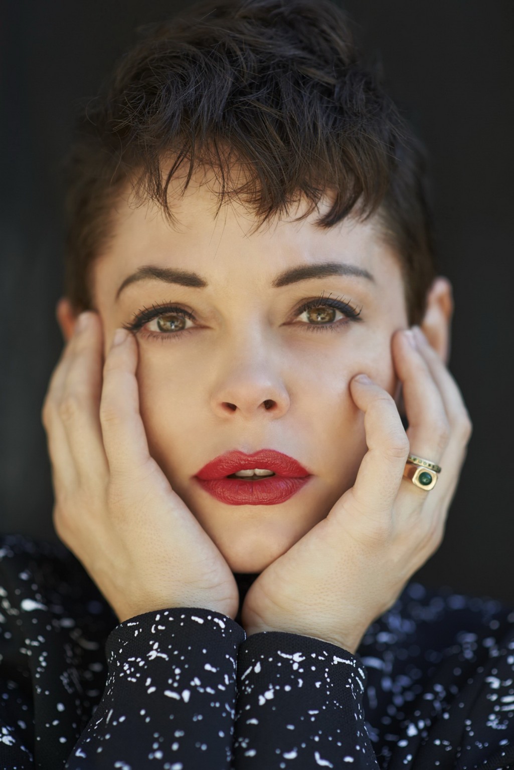 Rose mcgowan exhibant son corps entièrement nu pour les magazines flaunt et flatt
 #75180300