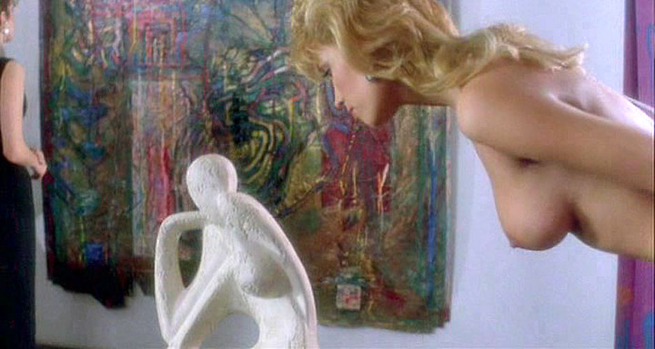Monique gabrielle mostrando sus bonitas y grandes tetas en un desnudo de película
 #75388273