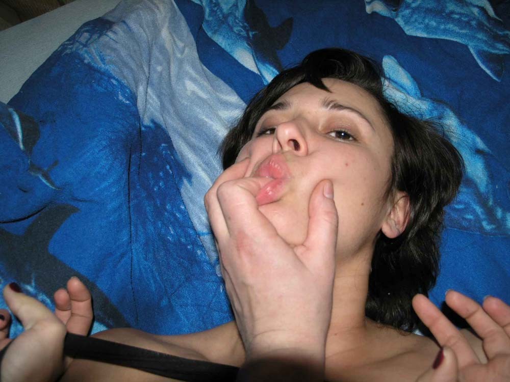 Heavy chested babe plays around with her BF until he cums on her face #75875598