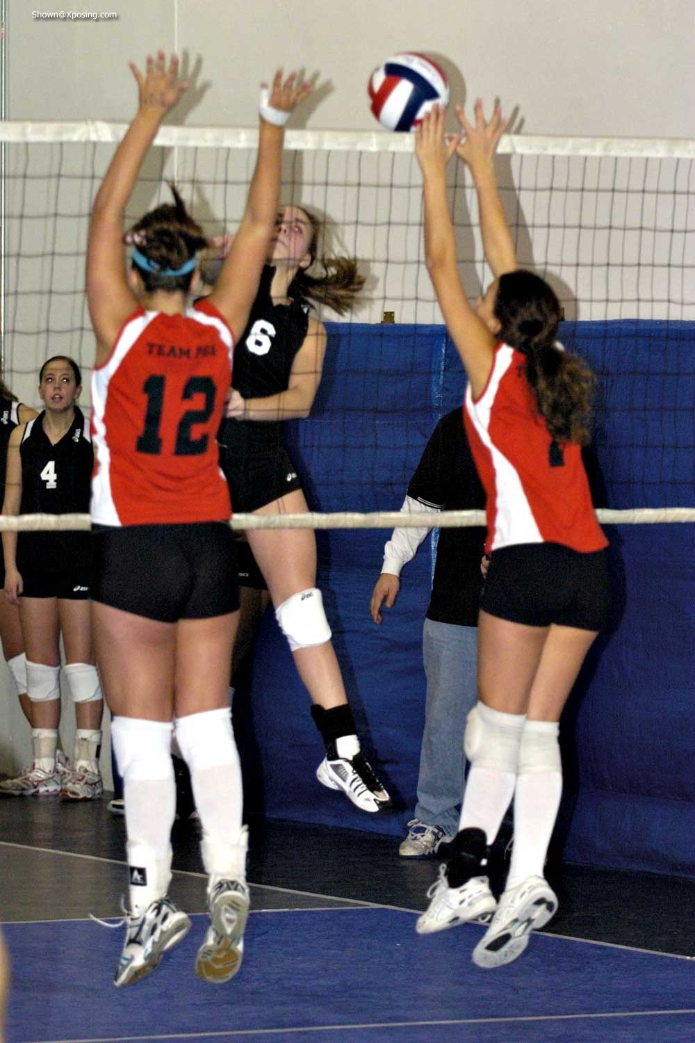 Volleyball-Mädchen
 #70515070