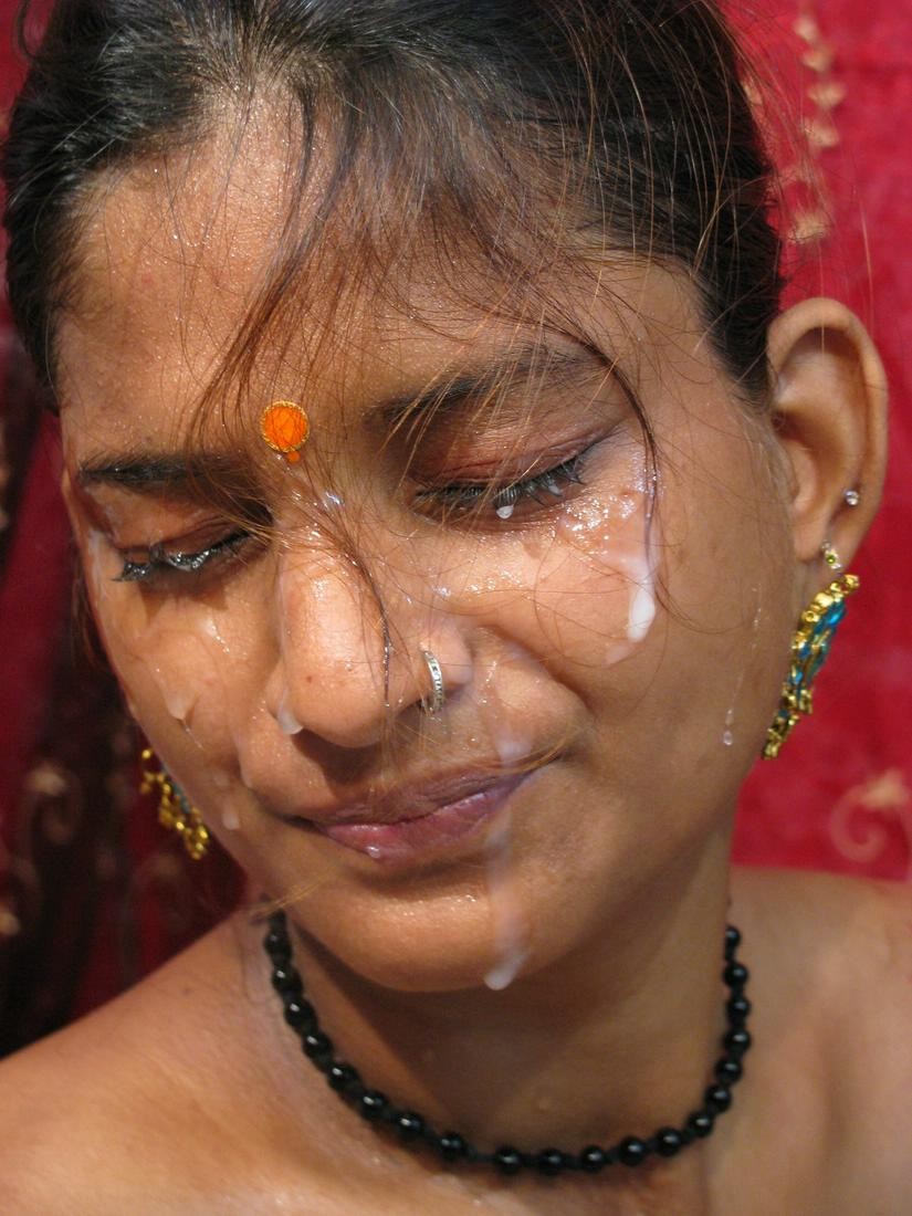 Beauté indienne bien nourrie
 #67573316