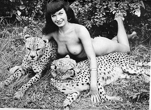 Bettie page zeigt ihren super sexy hinreißenden Körper und pick
 #75353818