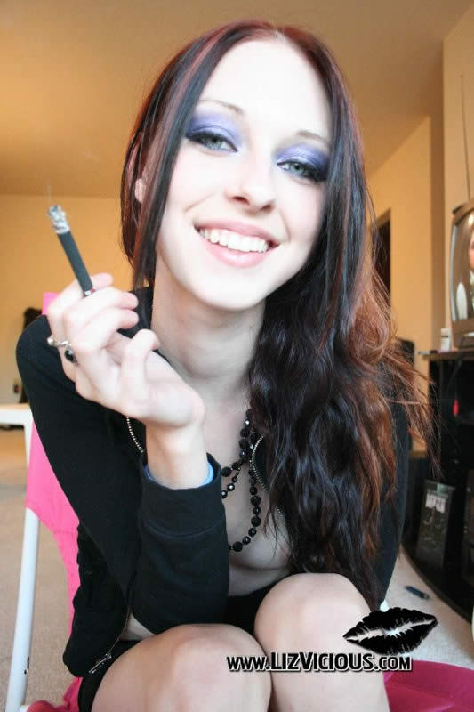 Redhead goth teen liz vicious smoking #76599823