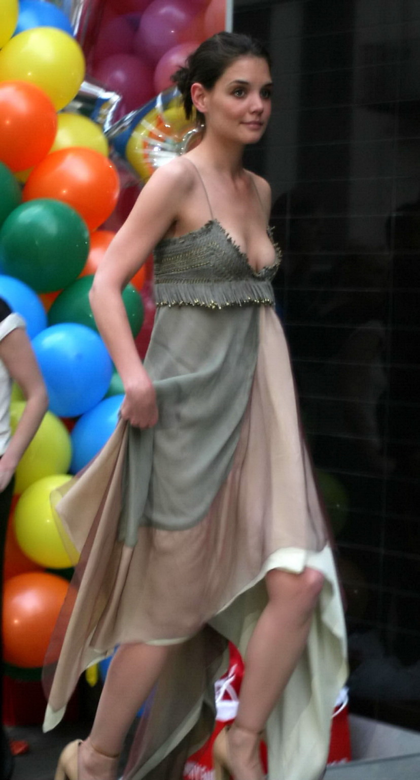 Katie Holmes nip slip  upskirt at 1st birthday party of Stella McCartney Store i #75245378