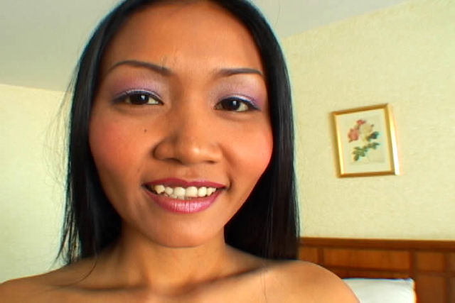 Asiatische Nutte fickt ihn, bis sie einen Creampie bekommt
 #70034527