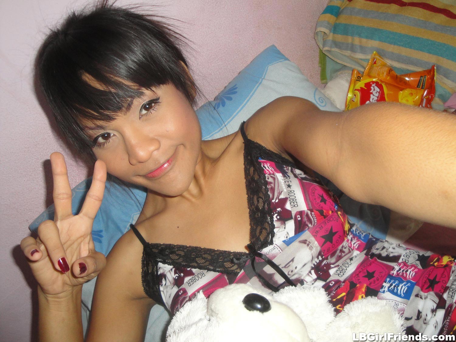 Amatoriale ladyboy asiatico ragazza scatti privati per bf
 #70045516