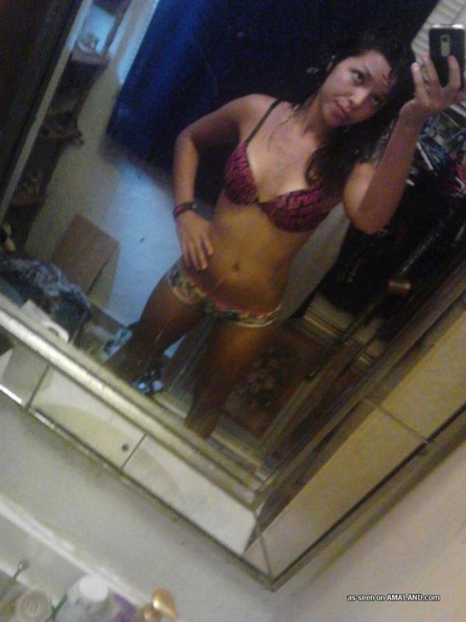 Kompilation einer Latina Küken camwhoring zu Hause
 #67631718