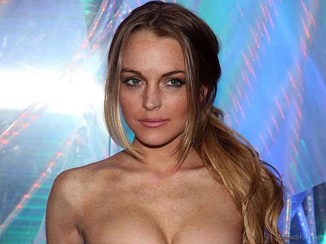 Lindsay Lohan finally exposing totally nude body and topless photos #75280648