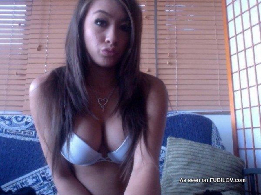 Amateur busty babe selfshooting for her boyfriend #67636899