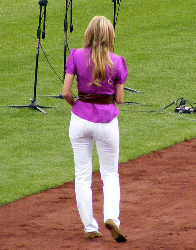 Sexy erin andrews provocante sportscaster ha un bel culo
 #73788872