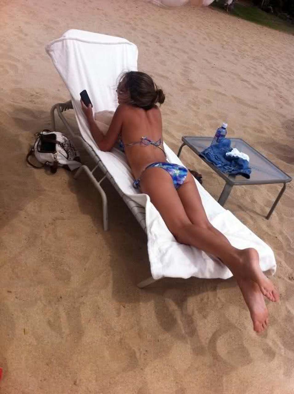 Jenna haze posando desnuda y mostrando su impresionante culo en fotos privadas
 #75307542