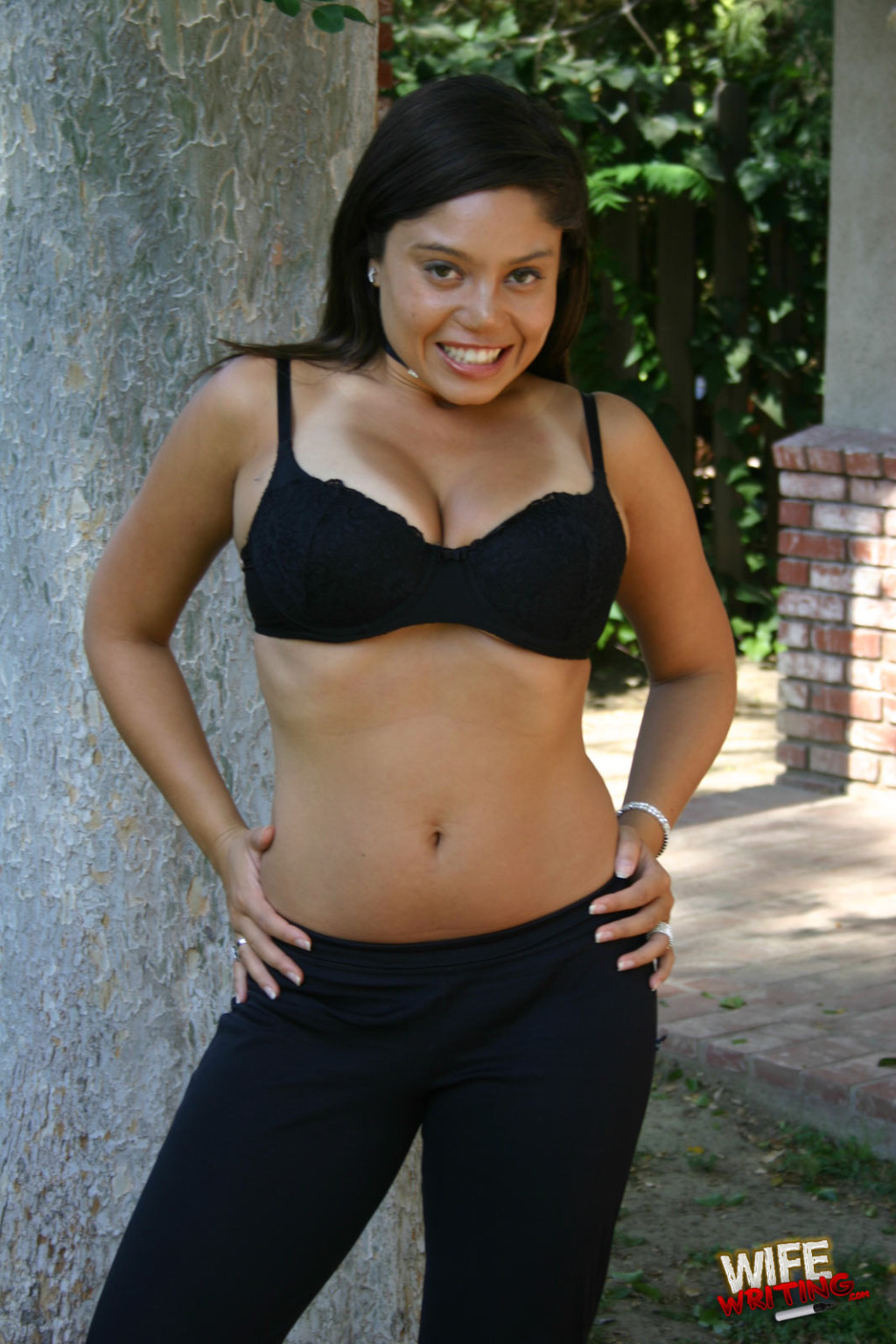 Teen latina bollato succhia nero facciale interrazziale
 #71700630
